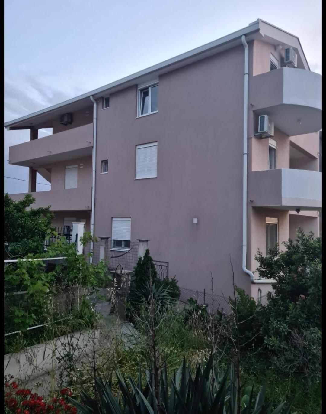 Apartments Safija Dobra Voda Buitenkant foto